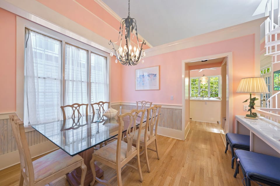 DINING ALTERNATE VIEW FACING KITCHEN