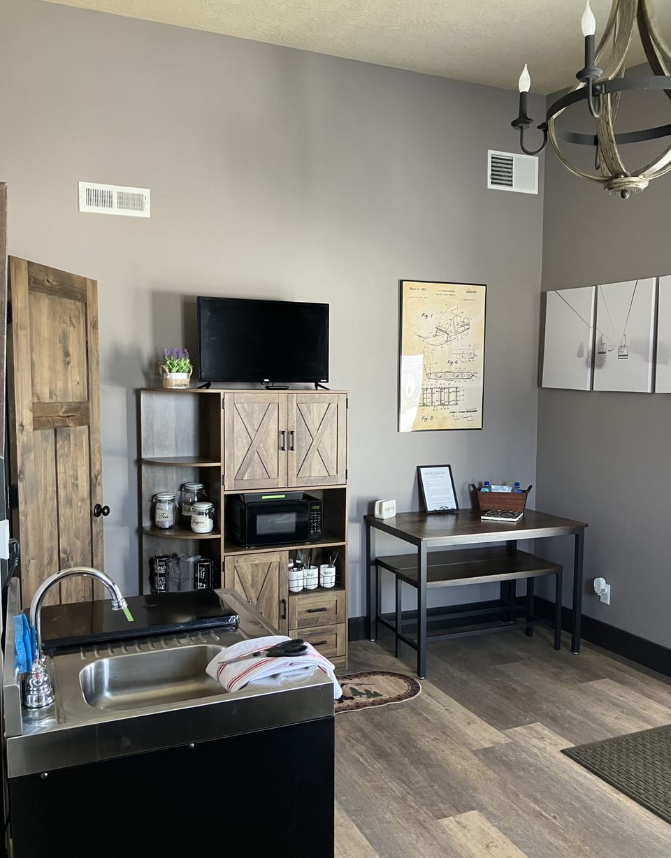 Kitchen and dining area 