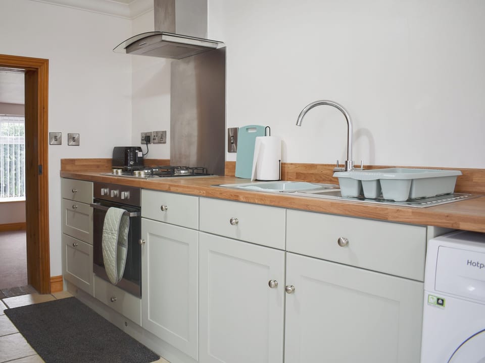 Kitchen | The Snuff Box, Clenchwarton, near King&rsquo;s Lynn