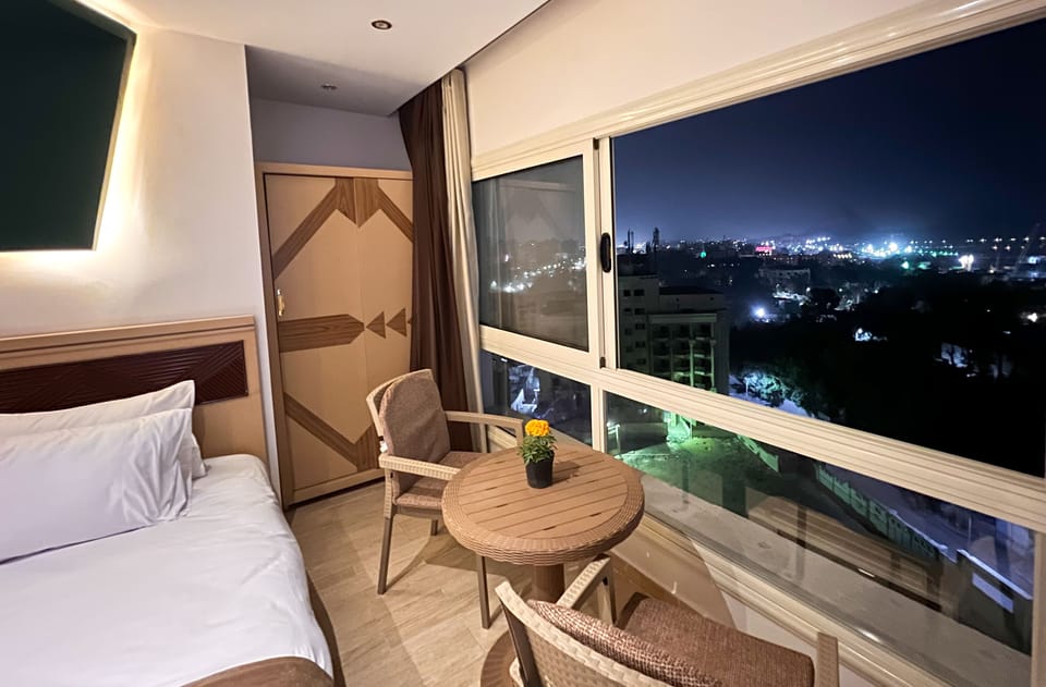 In-room safe, desk, blackout drapes, soundproofing