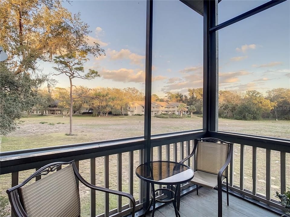 Private lanai off master bedroom 