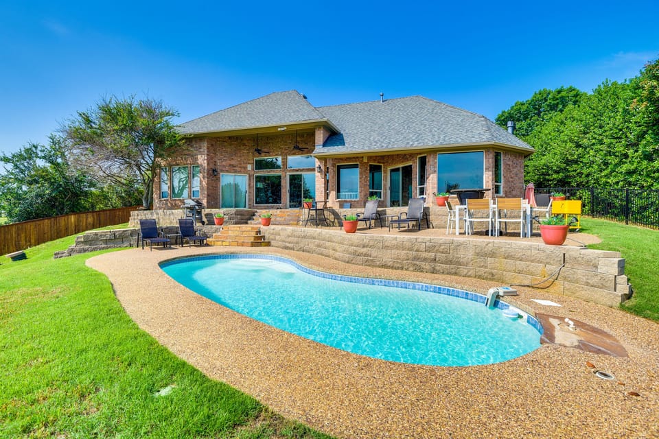 Little Elm Vacation Rental | 3BR | 2.5BA | 3,000 Sq Ft