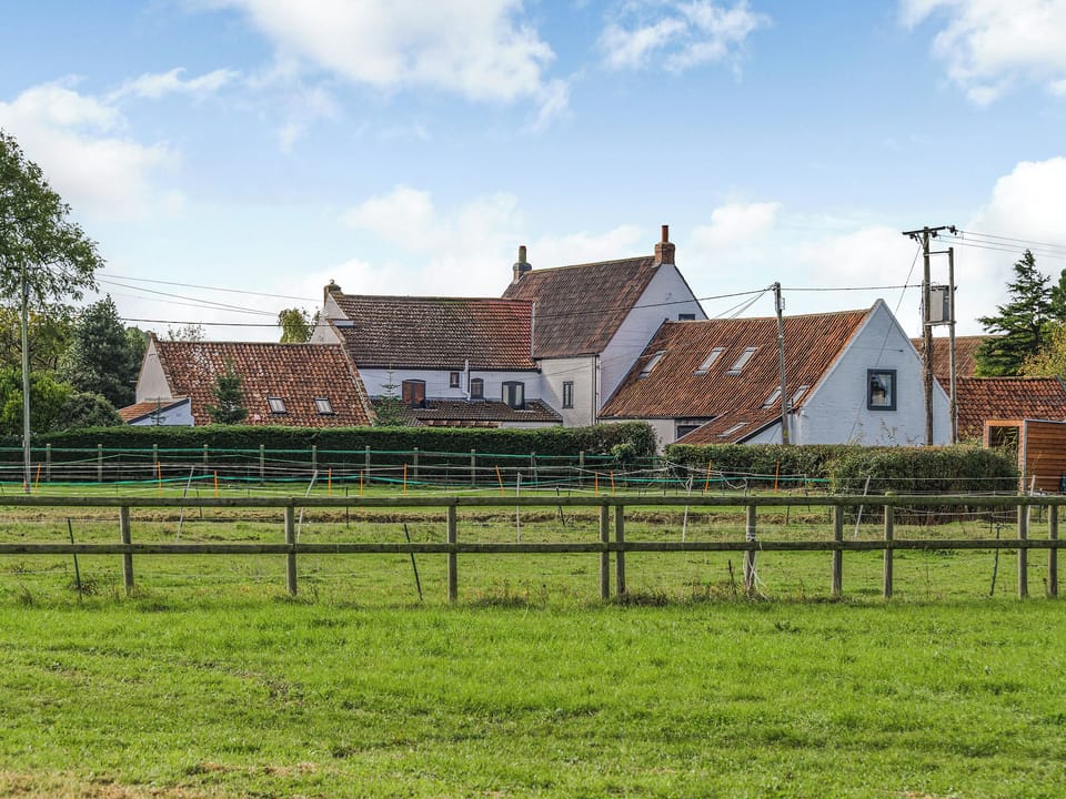Setting | Horseshoe Cottage, Lympsham