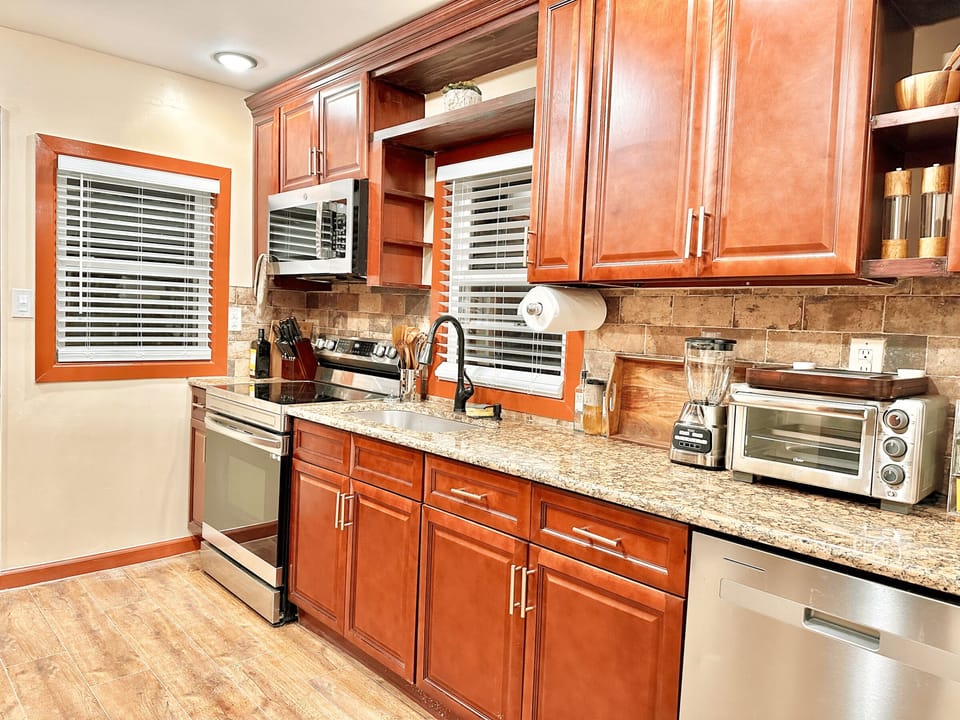 Kitchen (2)