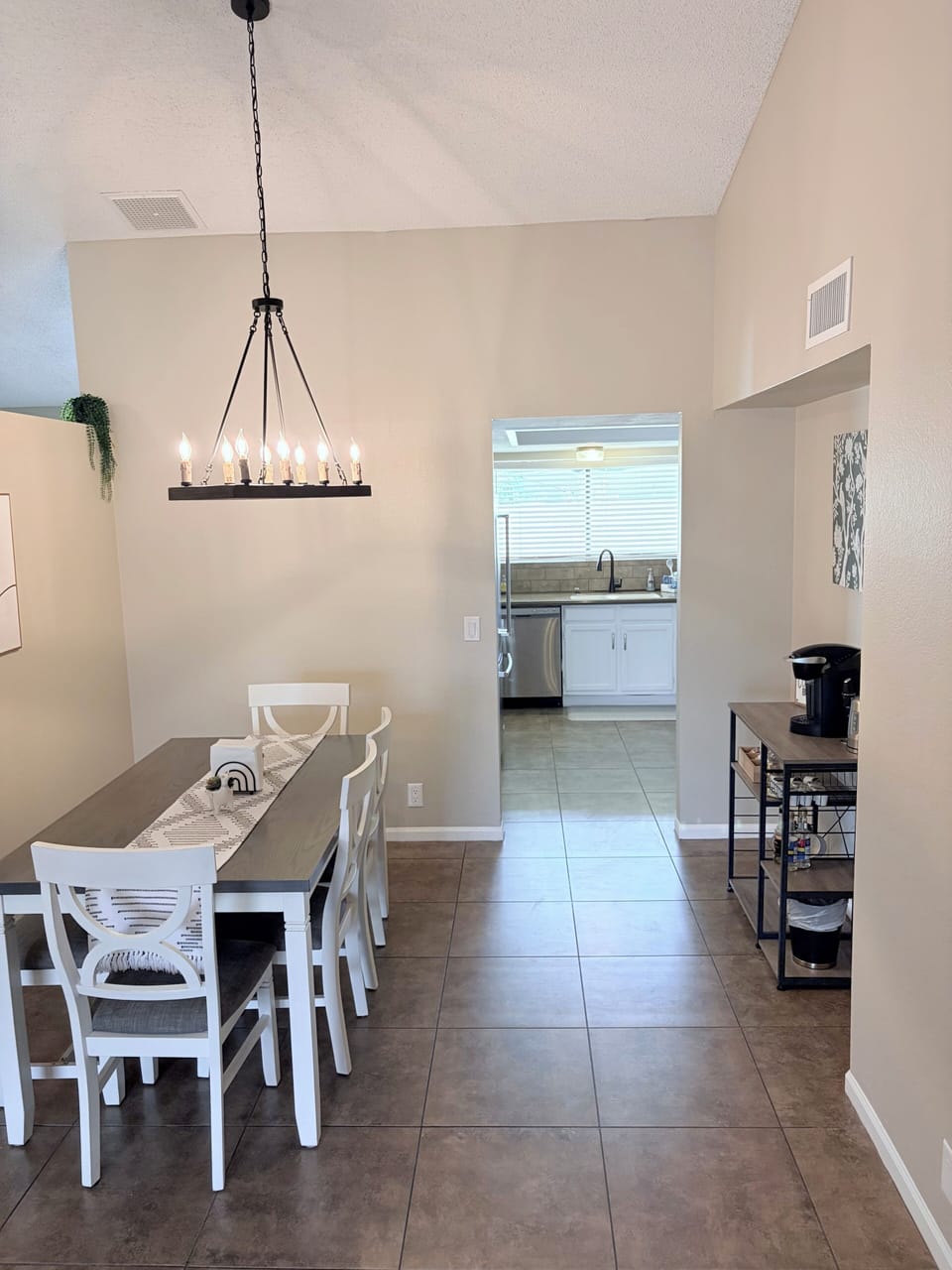 Dining Room & Coffee Bar