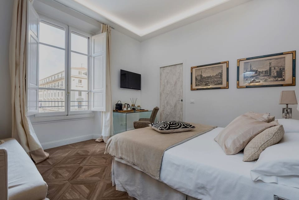 Deluxe Double Room | Premium bedding, down comforters, minibar, in-room safe