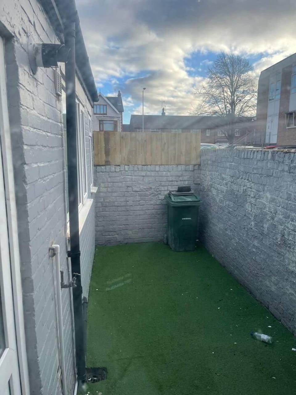 House | Property grounds