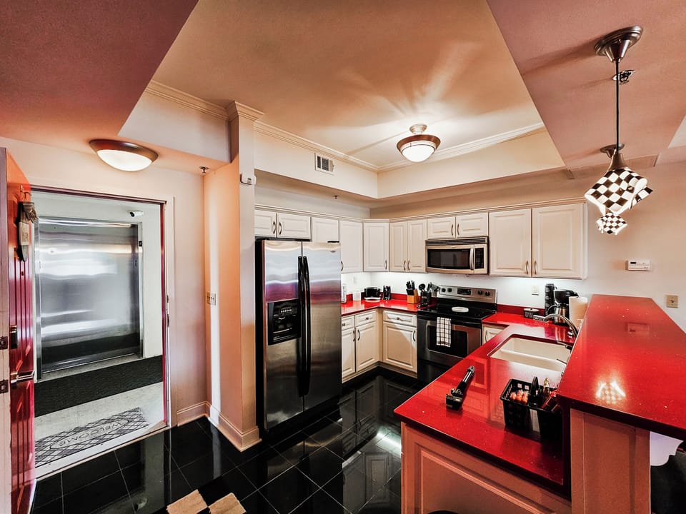 Kitchen entry