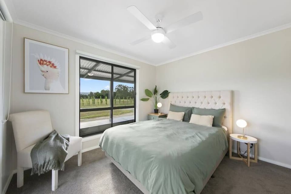 Queen Bed room #2