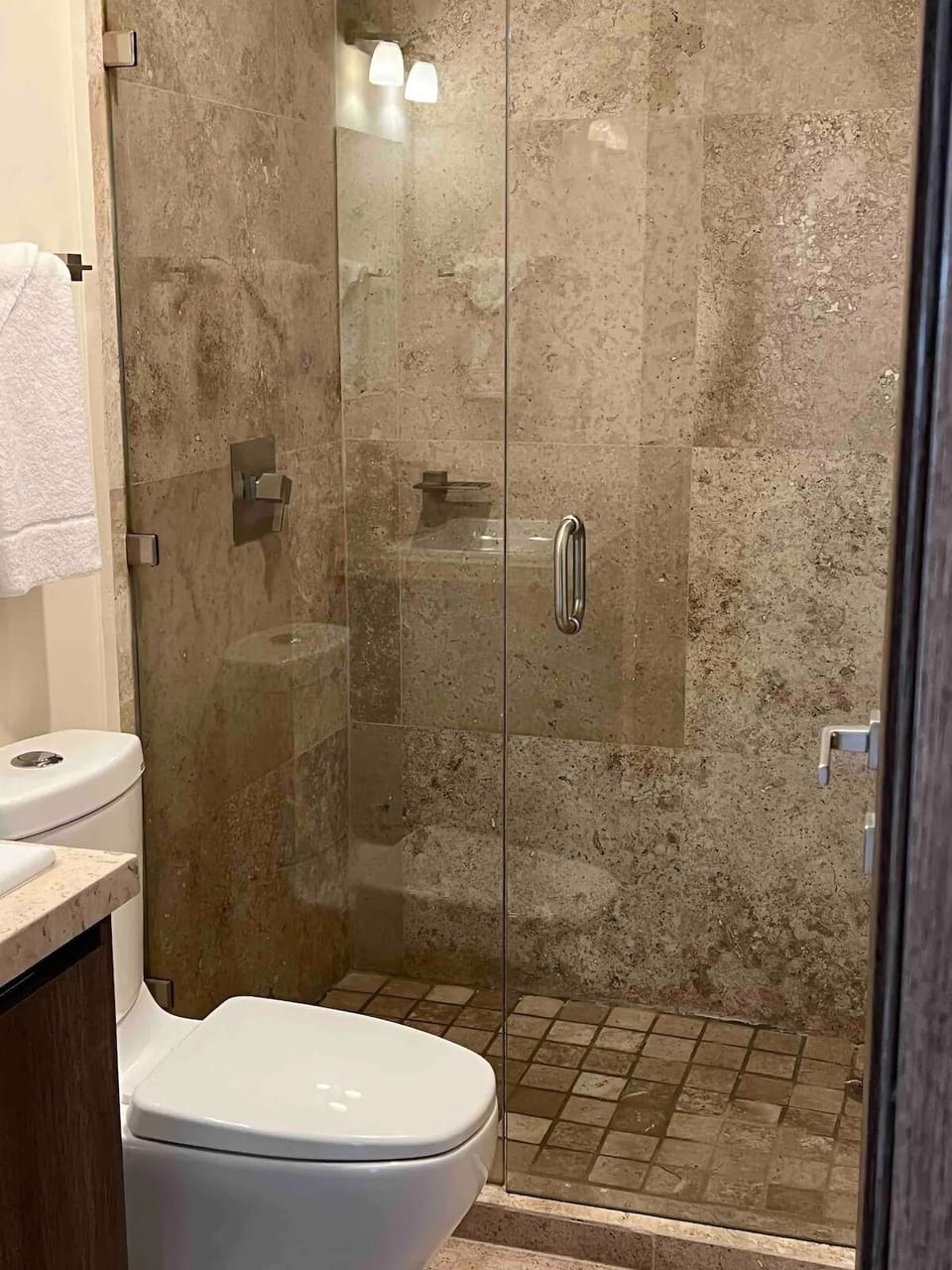 Comfort Condo | Bathroom