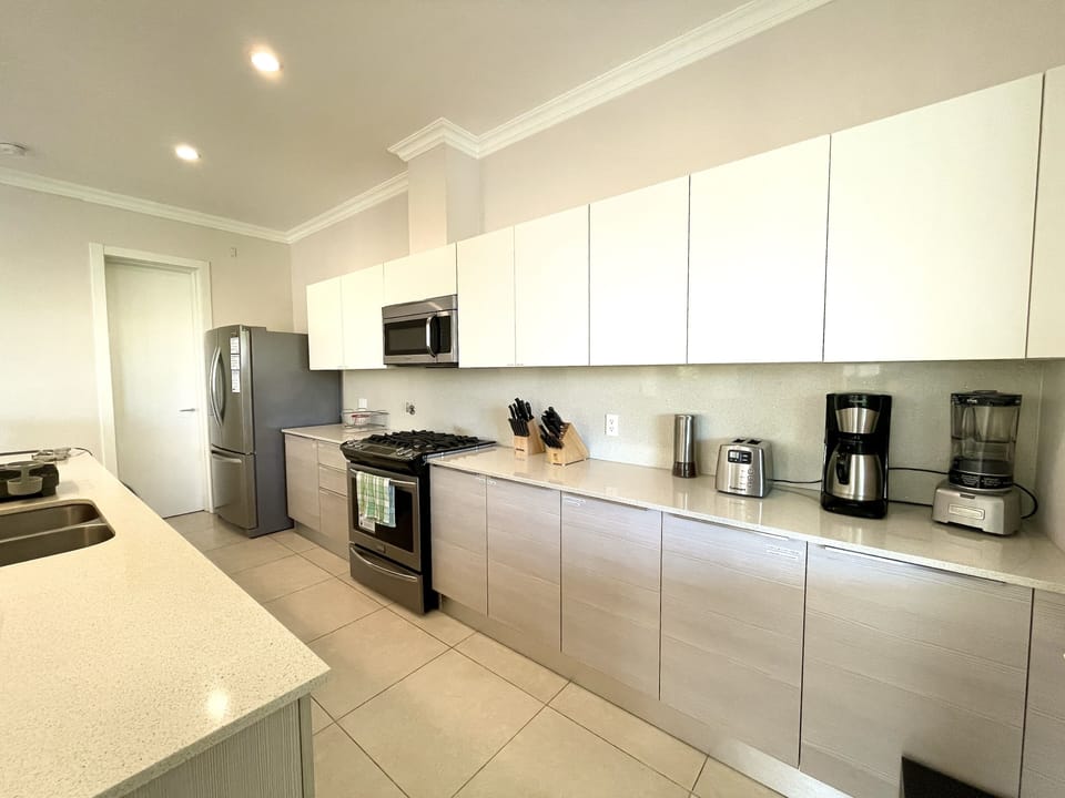 Kitchen / Cocina 