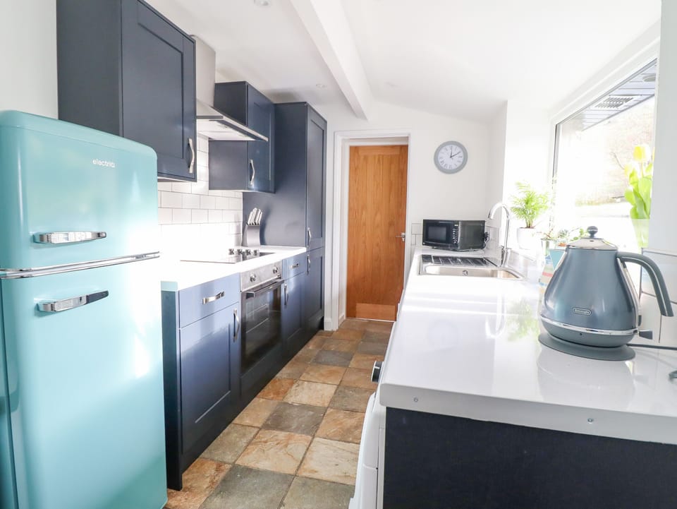 Fridge, dishwasher, electric kettle, toaster