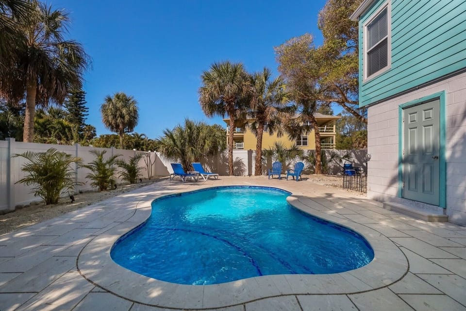 Apartment, 2 Bedrooms | Pool