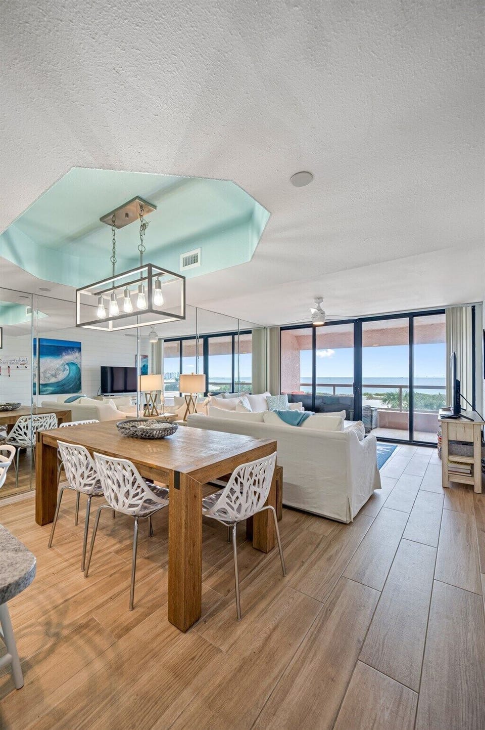 Dining Area for 6