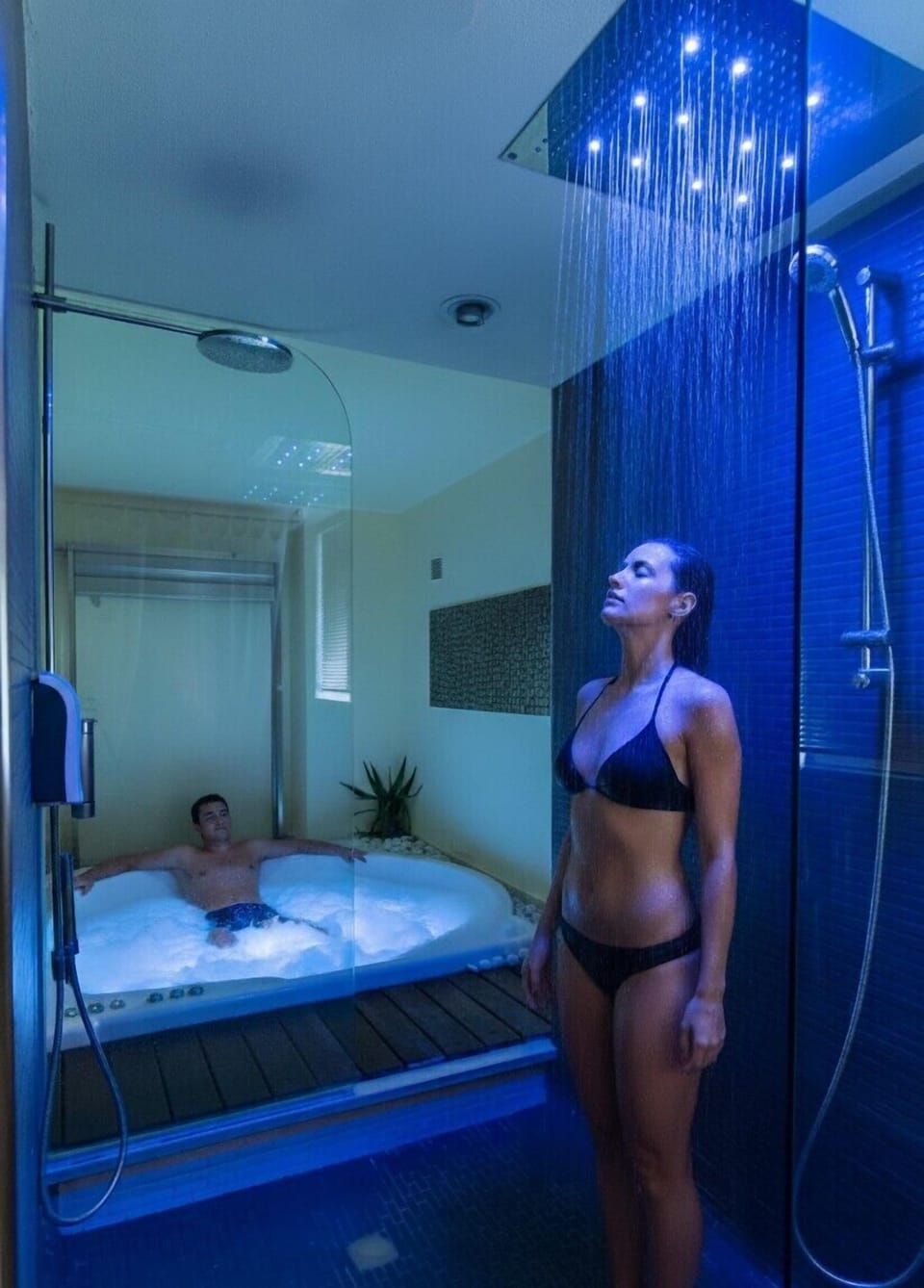 Turkish bath, body treatments, aromatherapy, deep-tissue massages