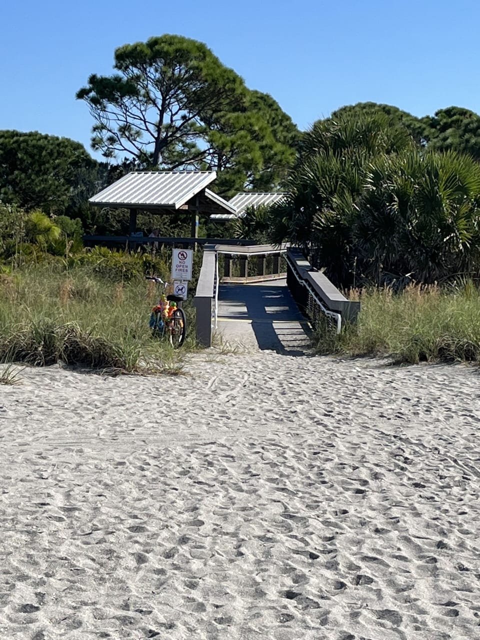 Closest beach to the house 5 minute walk or 1 minute ride 
