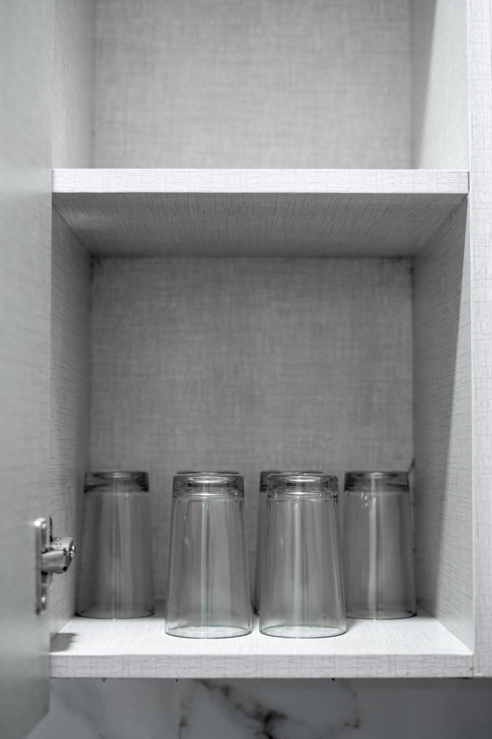 Luxury Apartment | Private kitchen | Full-size fridge, microwave, oven, dishwasher
