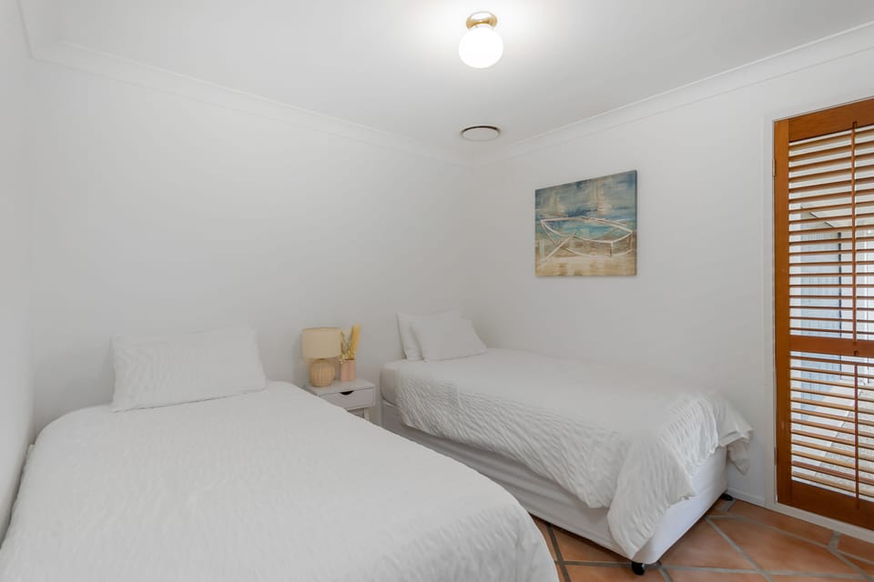 Bedroom 4 - two king singles 