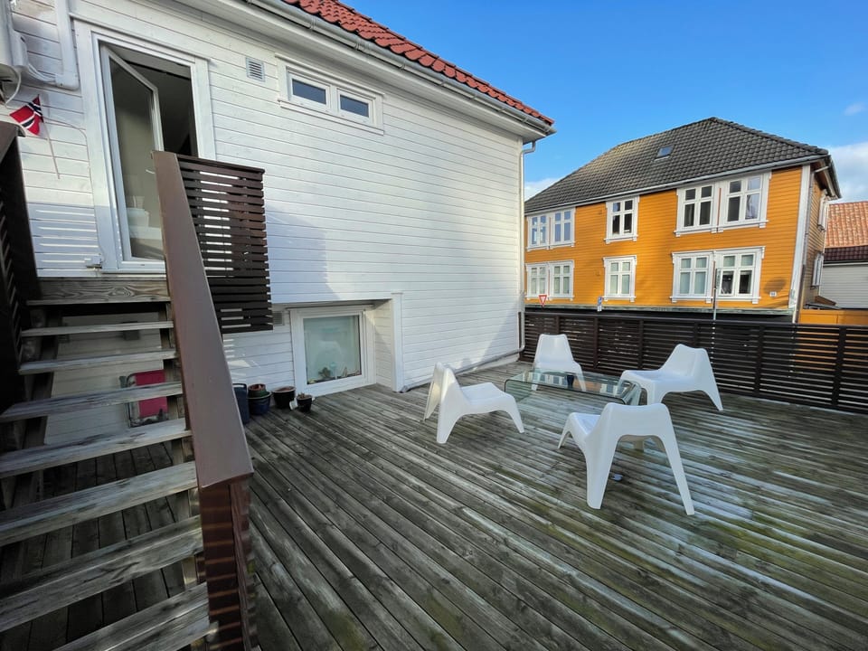 Apartment, 2 Bedrooms, Balcony, City View | Terrace/patio