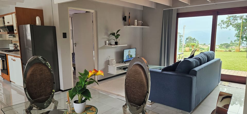 House, 2 Bedrooms, Garden View | Living area