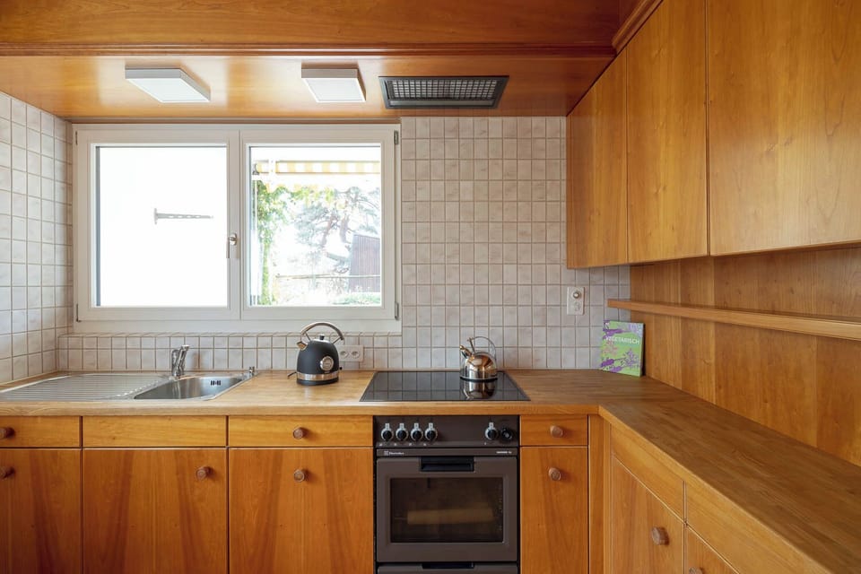 Apartment, 3 Bedrooms, Smoking, Patio | Interior