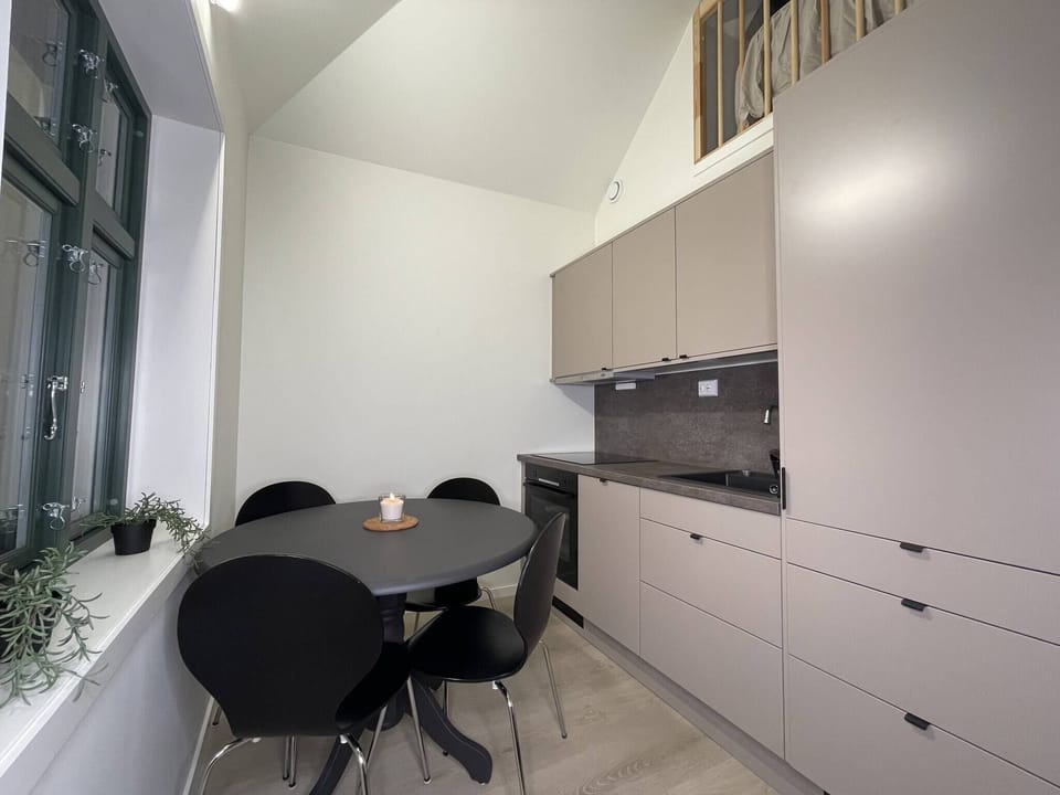 Apartment, 2 Bedrooms, Terrace, City View | Interior