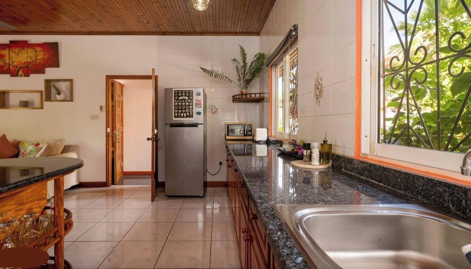 Room, 2 Bedrooms, Smoking, Garden View | Interior