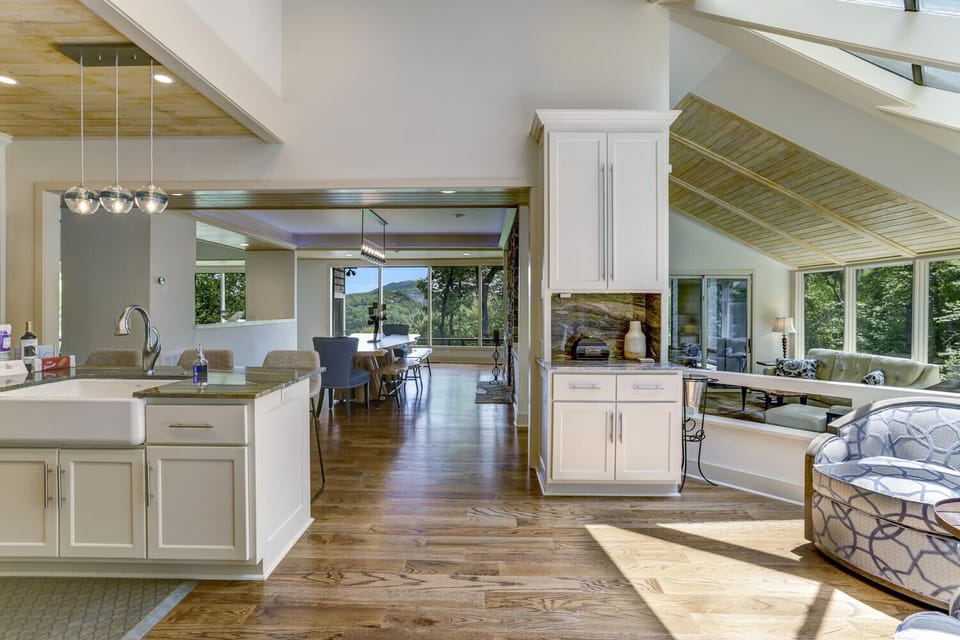 Kitchen and Sitting Area, Main Level