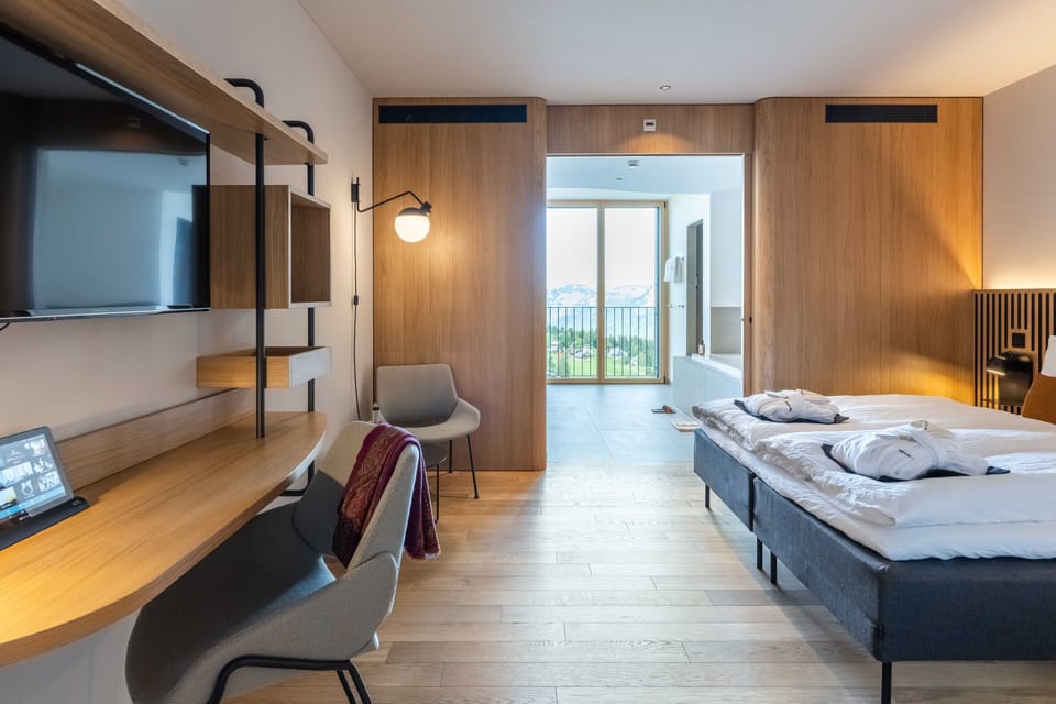 Junior Suite | Desk, laptop workspace, soundproofing, free WiFi