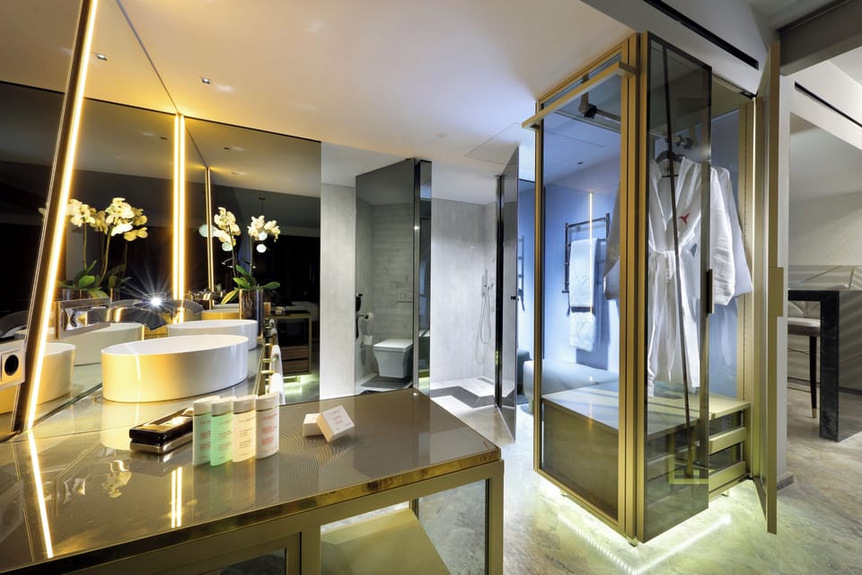 Shower, free toiletries, hair dryer, bathrobes