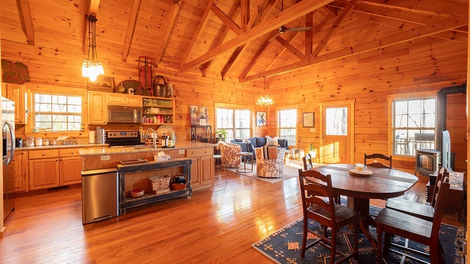 Open concept log cabin