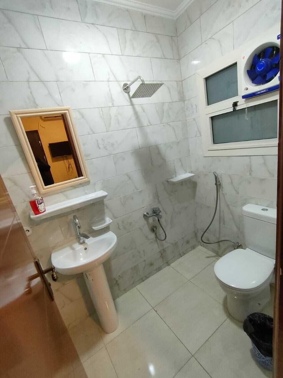 Shower, rainfall showerhead, eco-friendly toiletries, bathrobes