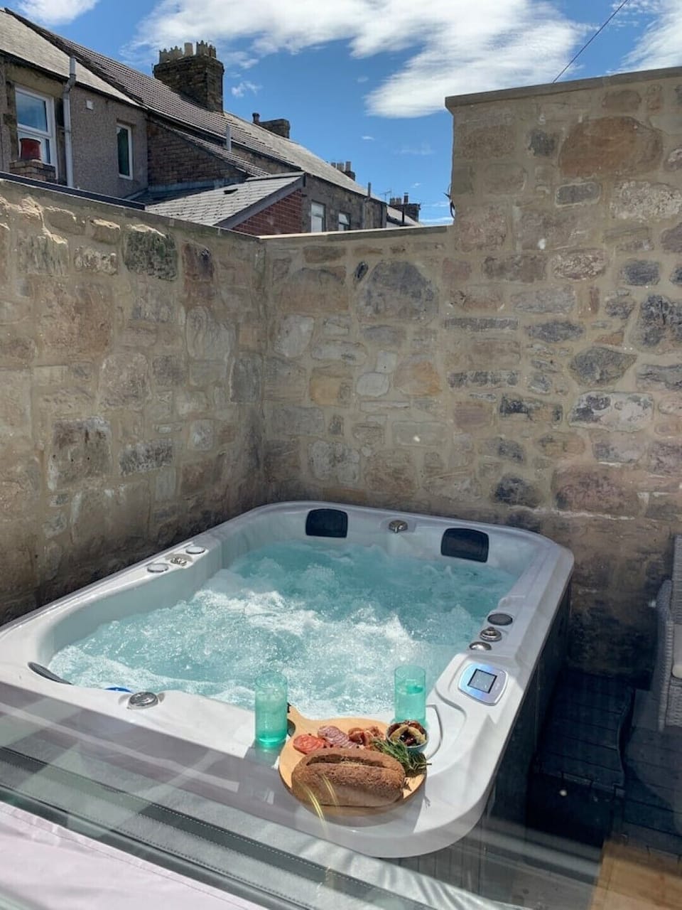 Outdoor spa tub
