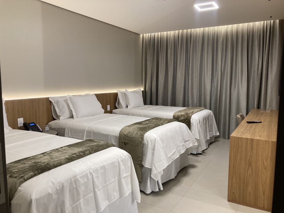Deluxe Triple Room | Minibar, in-room safe, soundproofing, WiFi (free)