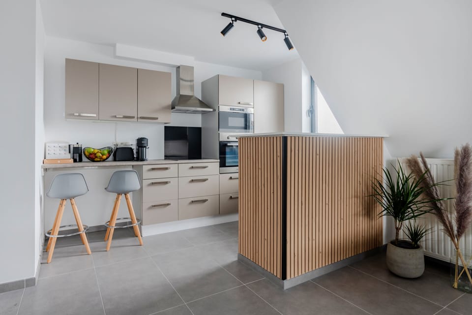 Comfort Apartment | Private kitchen | Full-size fridge, microwave, oven, stovetop