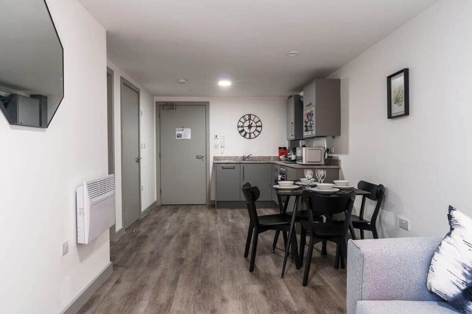 Dining Area and Kitchenette