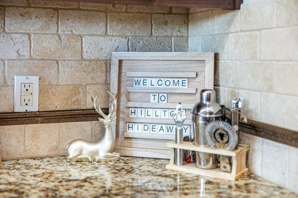 Drink station with all you need to mix 