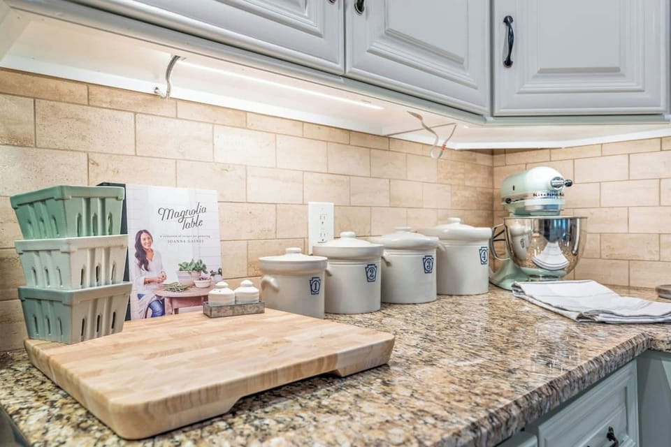Beautiful Kitchen with Sleek Stone Countertops Fully Equipped
