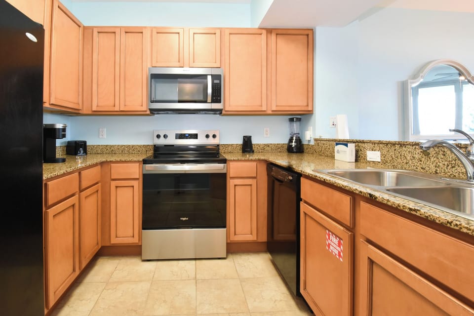 The Palms of Destin 1408 - Fully Equipped Kitchen