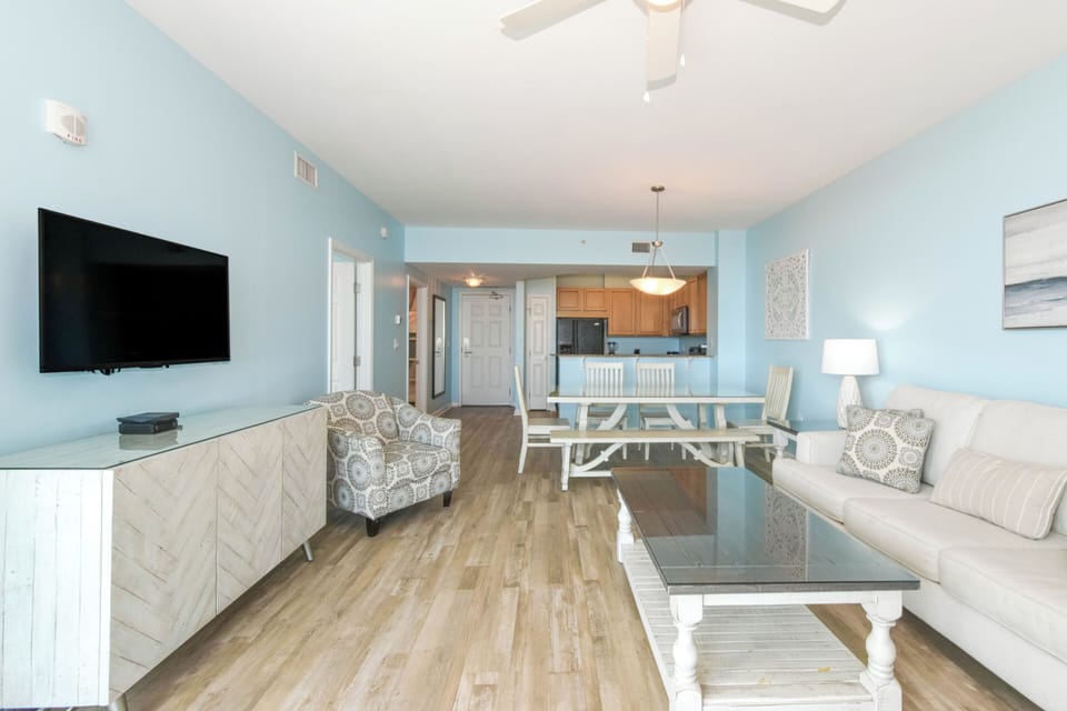 The Palms of Destin 1608 - Open Living Area
