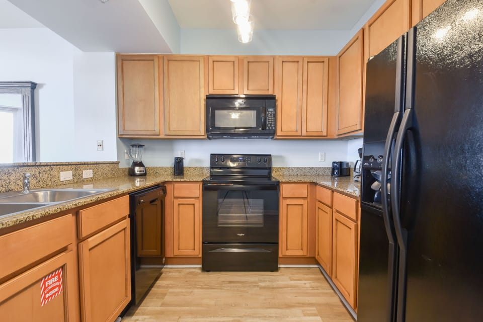 The Palms of Destin 21214 - Fully Equipped Kitchen