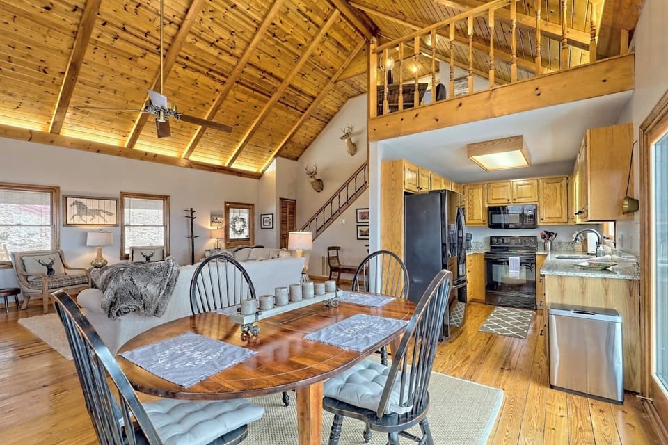 Dining view with easy access to the kitchen 