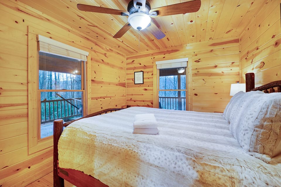 Storybook Hideaway: Entry Level Guest Bedroom