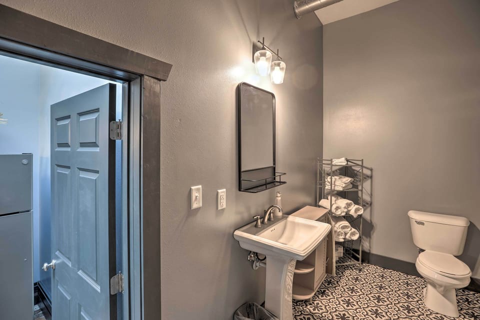 Bathroom | Complimentary Toiletries