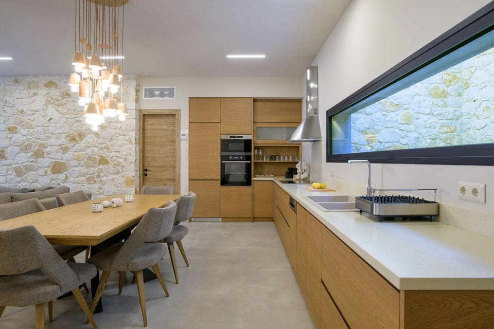 Dining Room, Kitchen