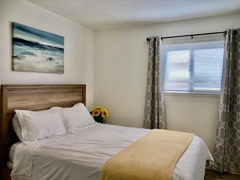 One bedroom unit, but in different beddings.