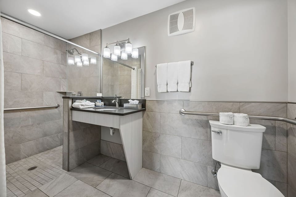 14-web-or-mls-317220S20Fletcher20Ave20920of2093
