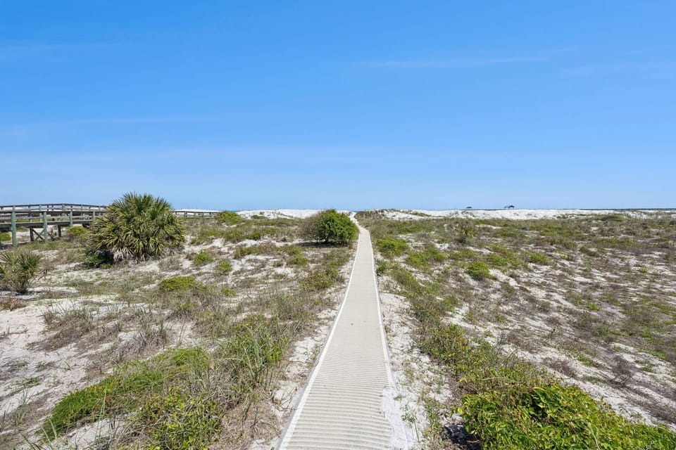 71-web-or-mls-317220S20Fletcher20Ave207120of2093