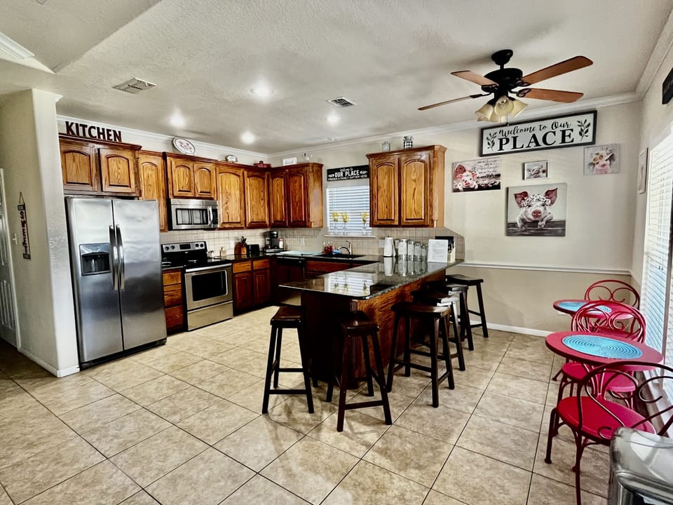 Kitchen area 