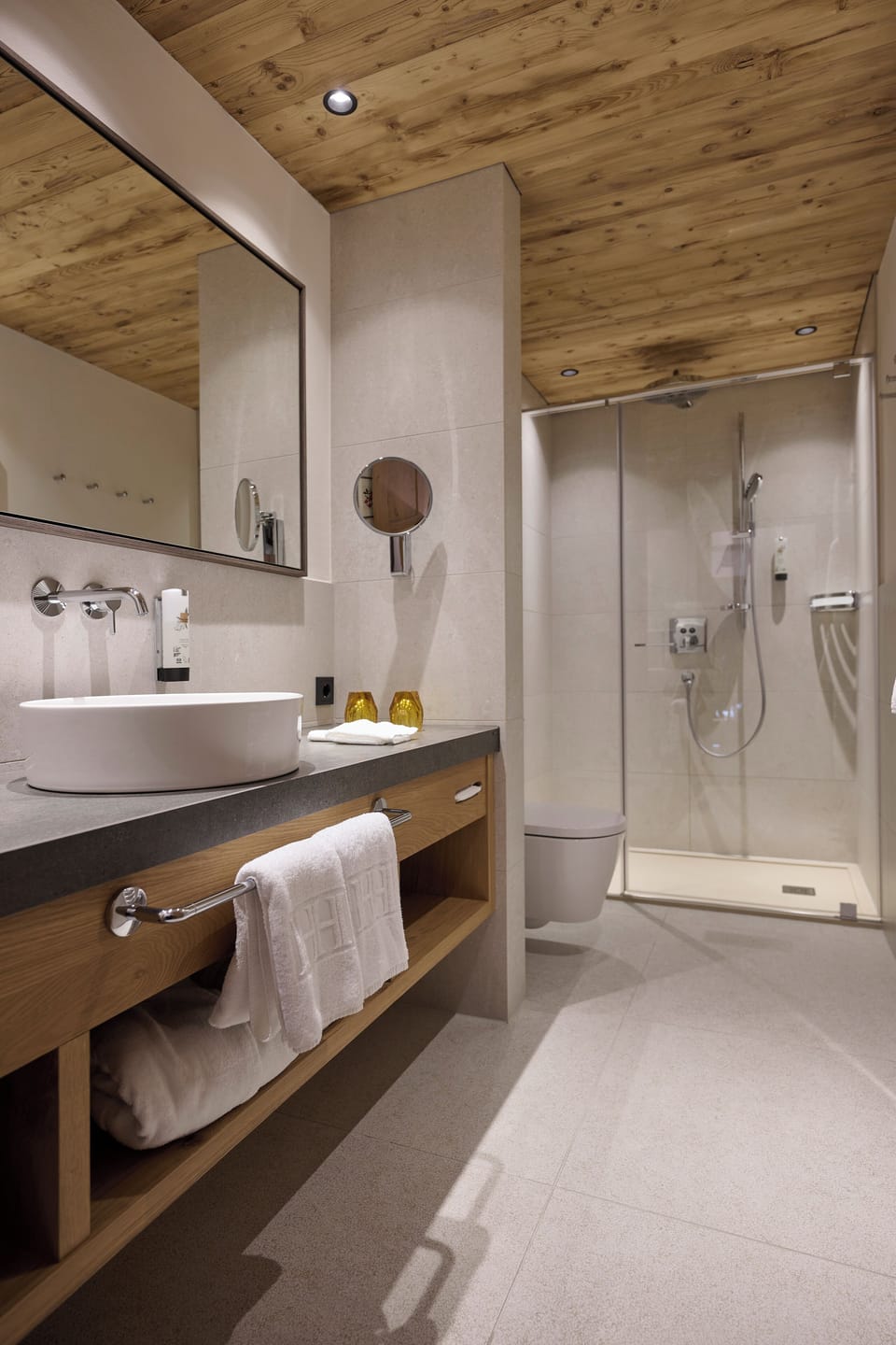 Free toiletries, hair dryer, bathrobes, slippers